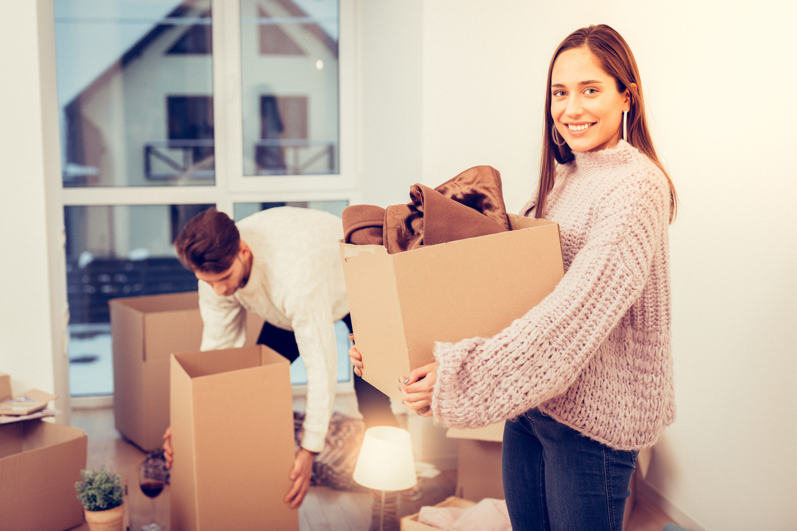 Seasonal Moving Guide: Pros and Cons of Moving During Winter